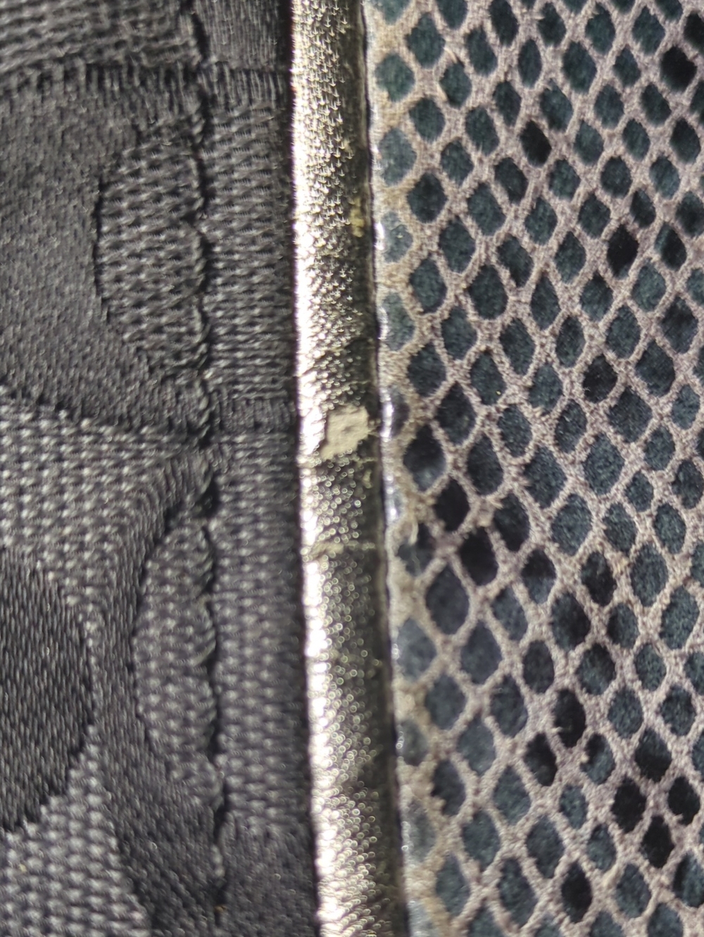 Coach Python Signature Striped Tote w/ Metallic Trim W/ 3 Hangtags ONLY $110 - Picture 8 of 8